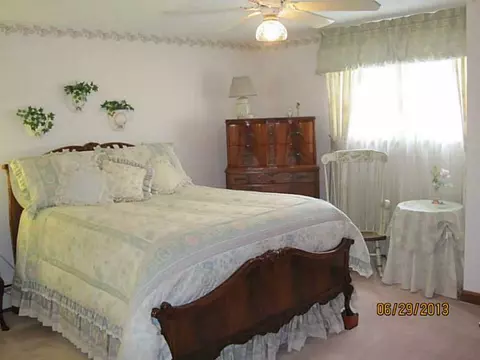 69 Apple Tree Ln, Warwick, RI 02888 photo 20