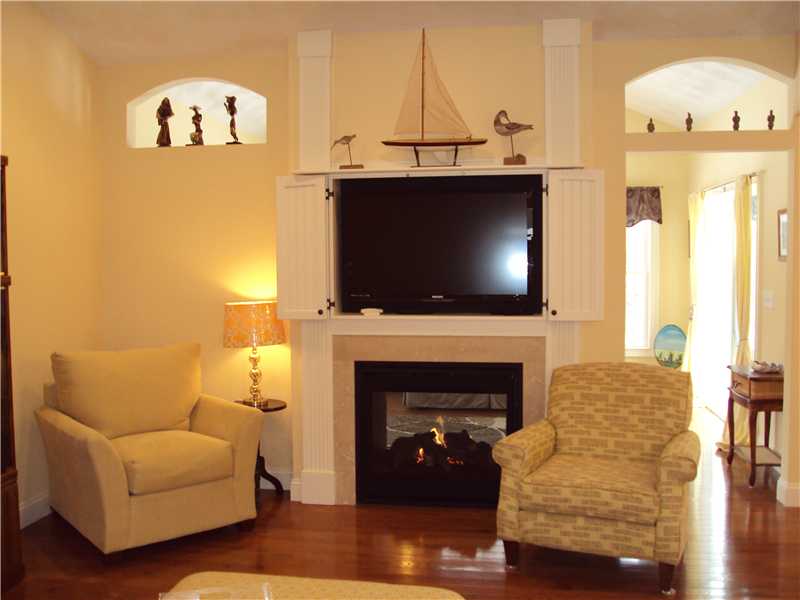 54 Whispering Pine Way, Exeter, RI 02822 photo 4