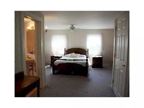27 Main St, Little Compton, RI 02837 photo 18