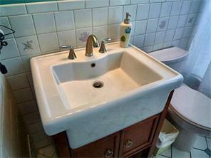 221 Patton Rd, Woonsocket, RI 02895 photo 14