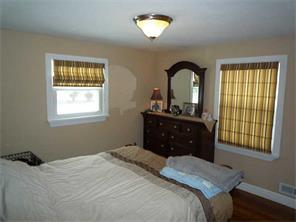 221 Patton Rd, Woonsocket, RI 02895 photo 9