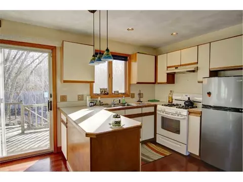 107 Ledgewood Ln, Woonsocket, RI 02895 photo 20