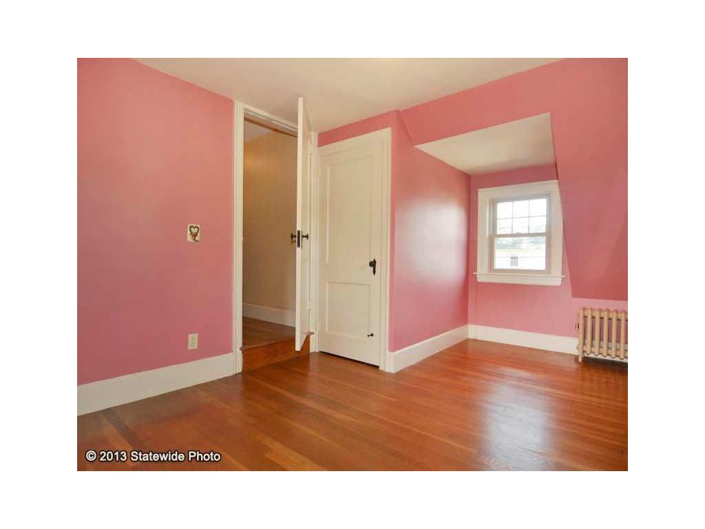 18 Friendly Dr, Warwick, RI 02888 photo 18