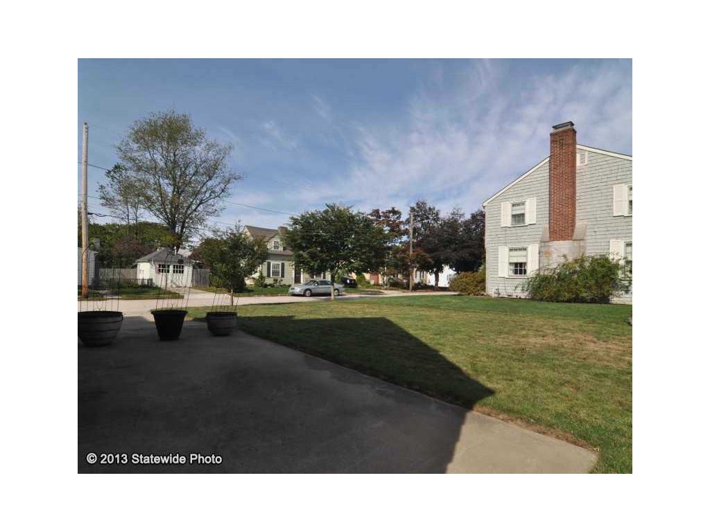 18 Friendly Dr, Warwick, RI 02888 photo 22