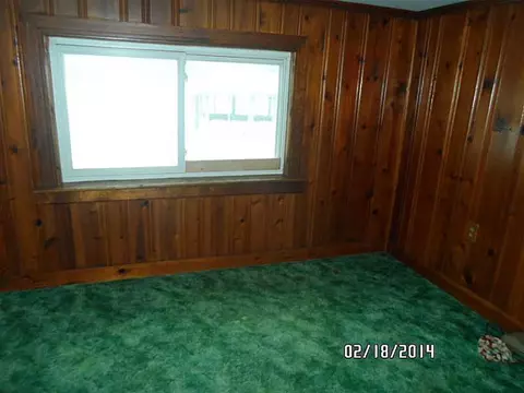 682 Cooper Hill Rd, Mapleville, RI 02839 photo 4