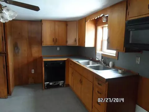 682 Cooper Hill Rd, Mapleville, RI 02839 photo 10