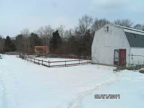 682 Cooper Hill Rd, Mapleville, RI 02839 photo 12