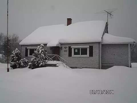 682 Cooper Hill Rd, Mapleville, RI 02839 photo 1