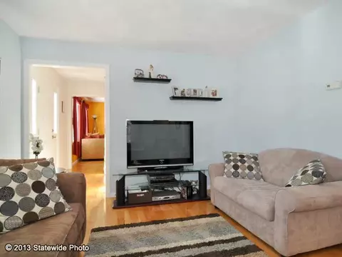 342 Congress St, Woonsocket, RI 02895 photo 4