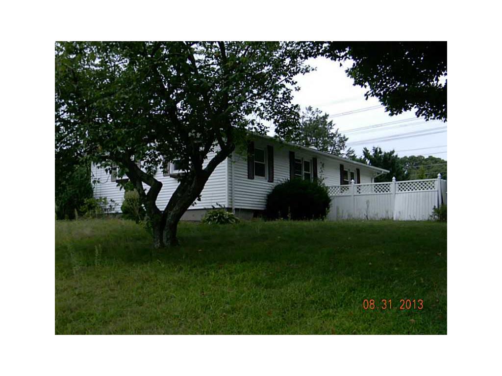 48 Pitman Rd, Warwick, RI 02886 photo 3