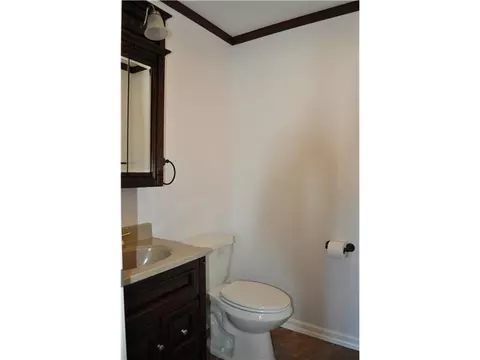 200 Potters Ave, Warwick, RI 02886 photo 7