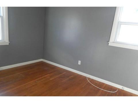 361 Samuel Gorton Ave, Warwick, RI 02889 photo 5