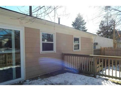 361 Samuel Gorton Ave, Warwick, RI 02889 photo 2