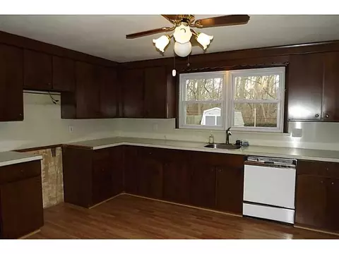 36 Potomac Rd, Warwick, RI 02888 photo 3