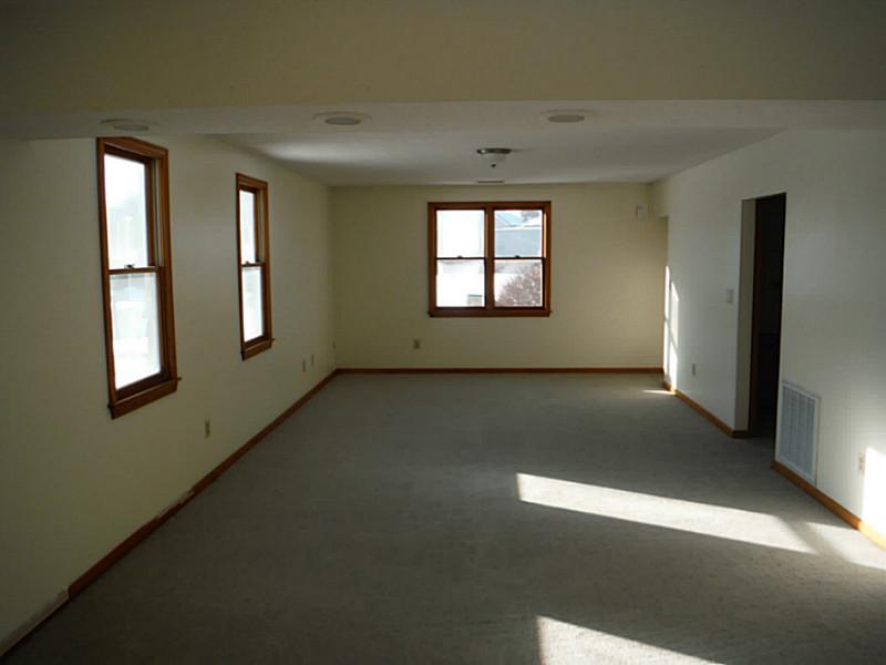 801 Brook Haven Ln, Woonsocket, RI 02895 photo 5
