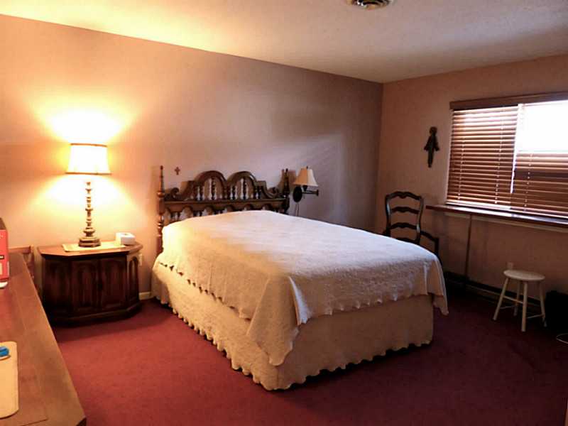 102 Edaville Ct, Warwick, RI 02886 photo 5