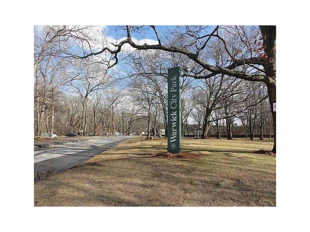 5 Metropolitan Dr, Warwick, RI 02886 photo 16