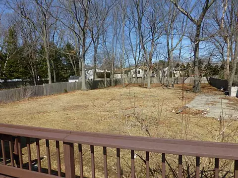 115 North St, Warwick, RI 02886 photo 12