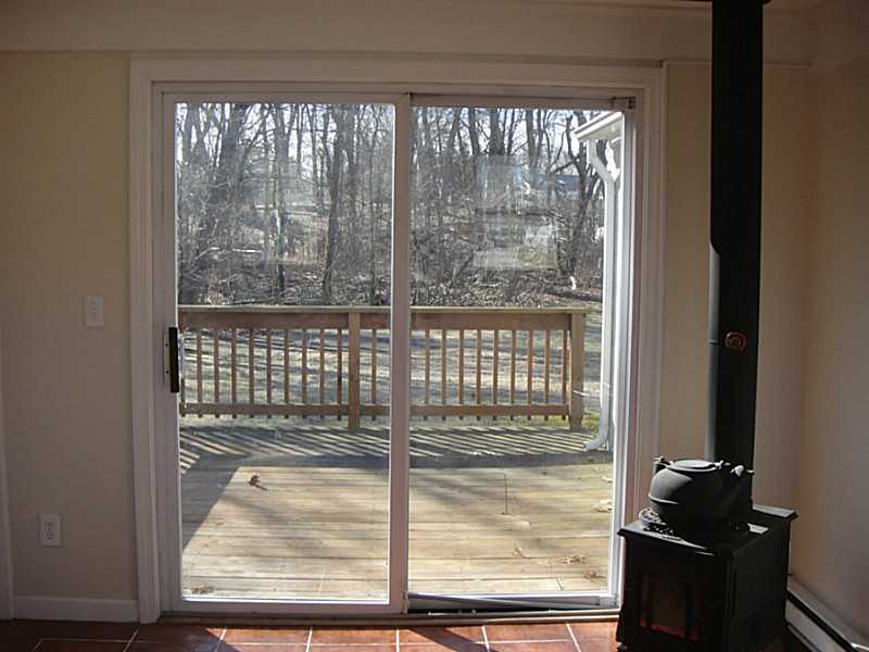 22 Rutherford Ct, Warwick, RI 02886 photo 13