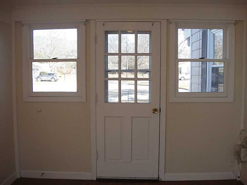 22 Rutherford Ct, Warwick, RI 02886 photo 15