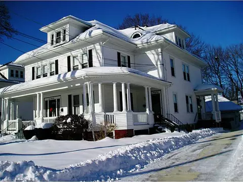 493 S Main St, Woonsocket, RI 02895 photo 14