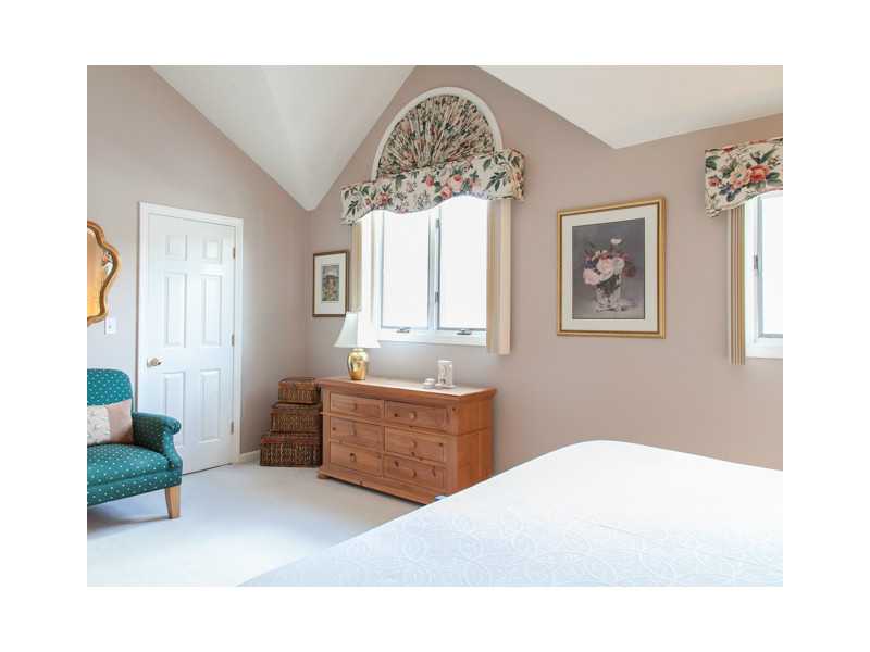3 Birchtree Cir, Franklin, MA 02038 photo 19