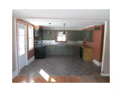 192 Spring Grove Rd, Glocester, RI 02814 photo 7