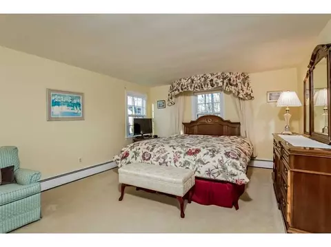 94 Hedgerow Dr, Warwick, RI 02886 photo 17