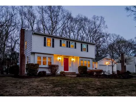 94 Hedgerow Dr, Warwick, RI 02886 photo 1