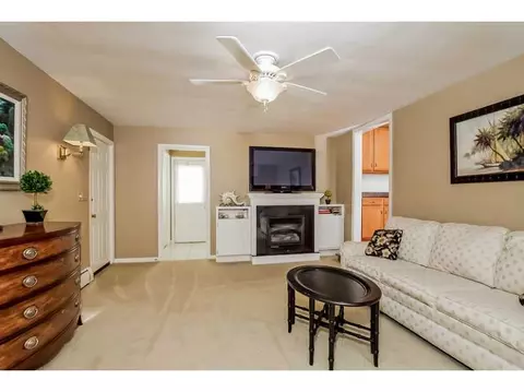 94 Hedgerow Dr, Warwick, RI 02886 photo 15