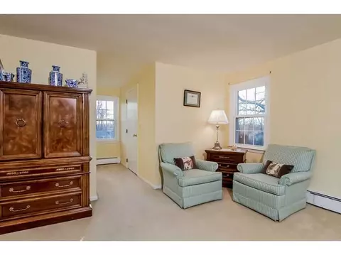94 Hedgerow Dr, Warwick, RI 02886 photo 18