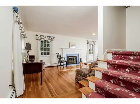 94 Hedgerow Dr, Warwick, RI 02886 photo 8
