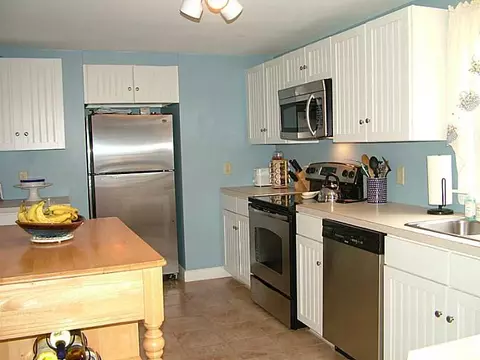 89 Kiwanee Rd, Warwick, RI 02888 photo 10
