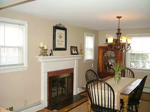 89 Kiwanee Rd, Warwick, RI 02888 photo 8