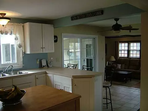 89 Kiwanee Rd, Warwick, RI 02888 photo 11