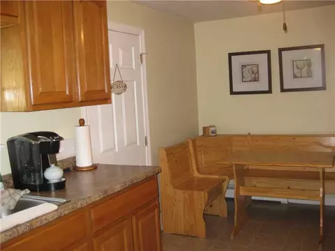 202 Canfield Ave, Warwick, RI 02889 photo 9