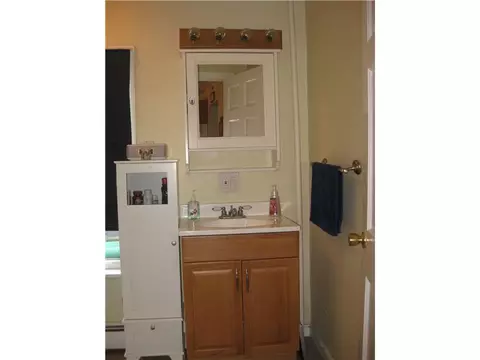 202 Canfield Ave, Warwick, RI 02889 photo 10