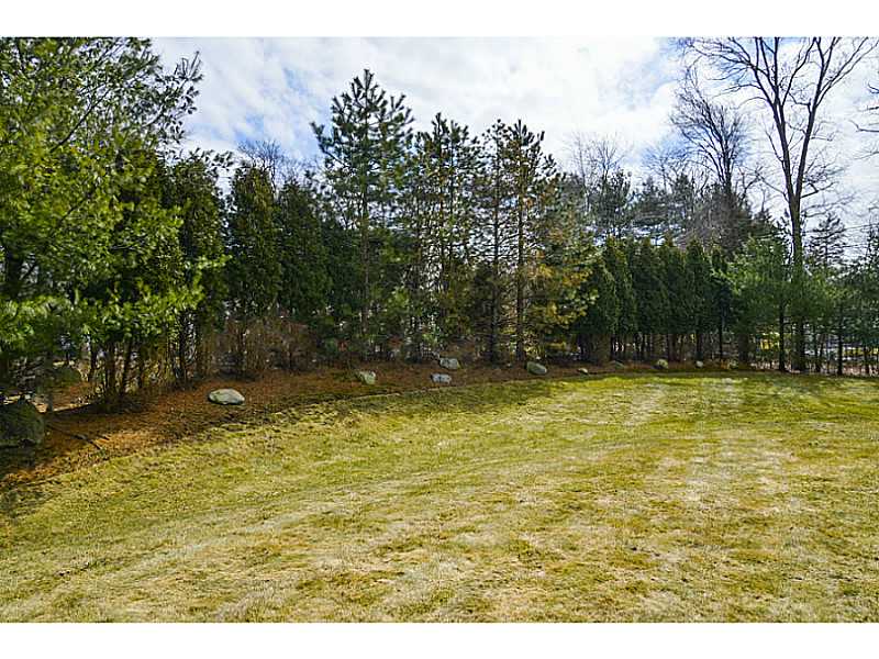 45 Carriage Dr, Warwick, RI 02886 photo 21