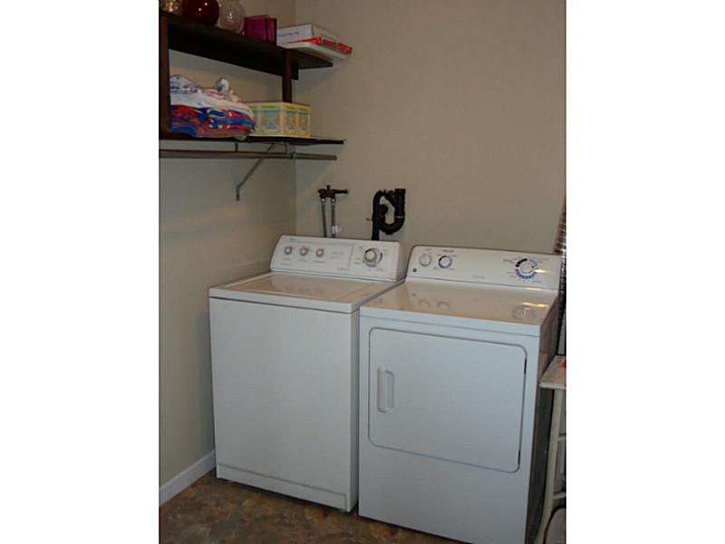 264 Chatham Cir, Warwick, RI 02886 photo 18