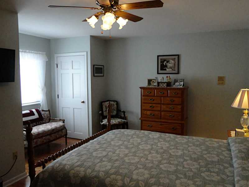 264 Chatham Cir, Warwick, RI 02886 photo 12
