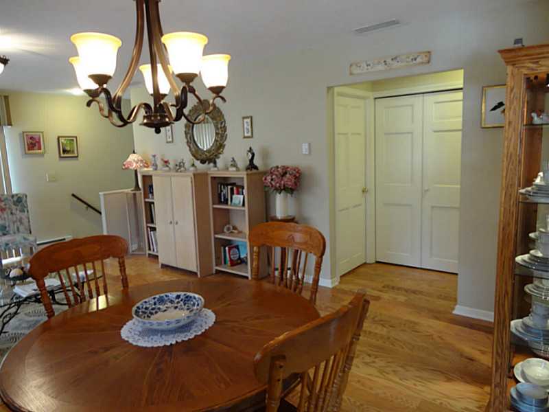 264 Chatham Cir, Warwick, RI 02886 photo 7
