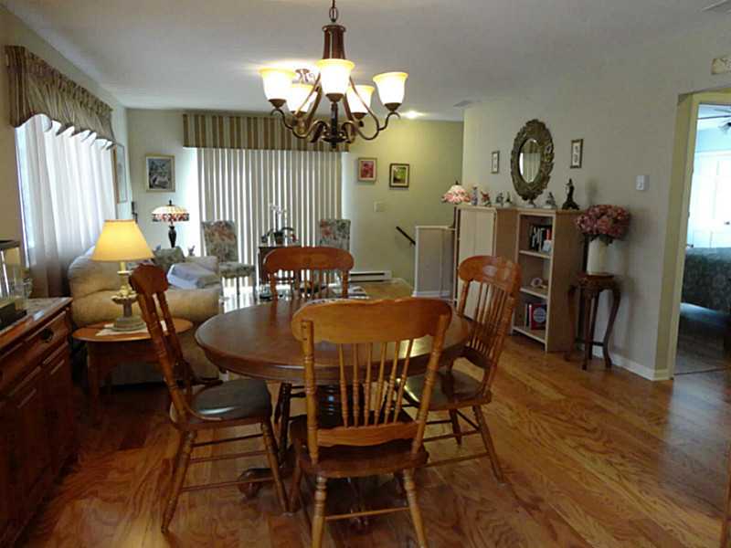 264 Chatham Cir, Warwick, RI 02886 photo 6