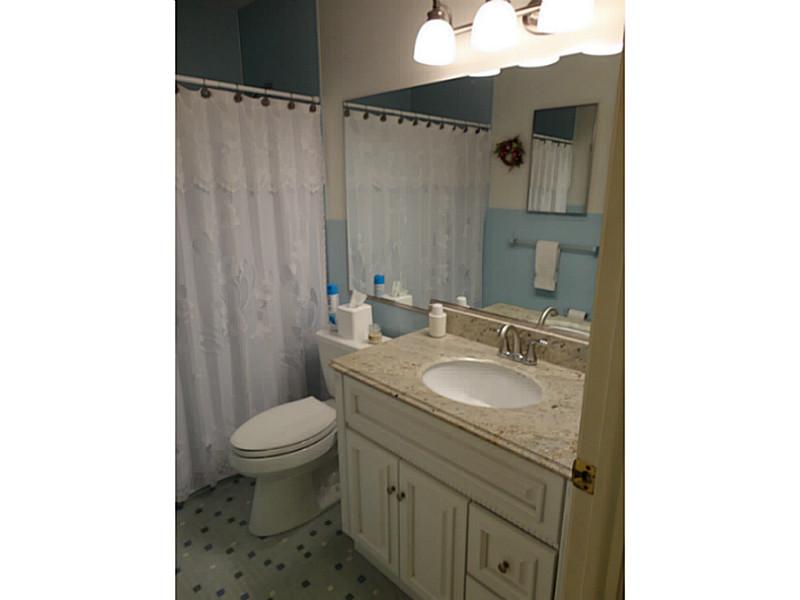 264 Chatham Cir, Warwick, RI 02886 photo 17