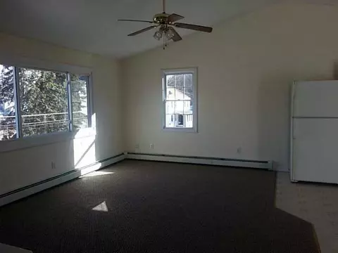59 New St, Woonsocket, RI 02895 photo 5