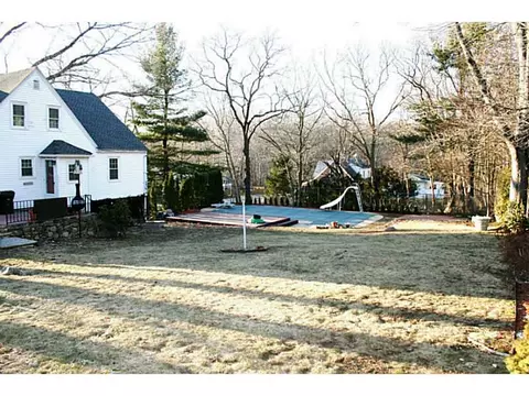10 E Prospect St, Smithfield, RI 02917 photo 14