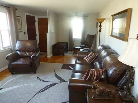 188 Hoxsie Ave, Warwick, RI 02889 photo 2