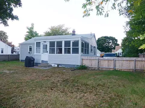 188 Hoxsie Ave, Warwick, RI 02889 photo 13