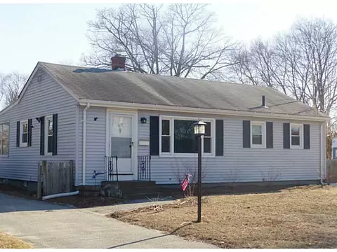 188 Hoxsie Ave, Warwick, RI 02889 photo 1