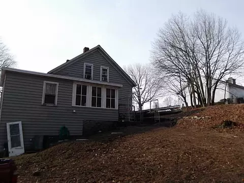 31 Capwell Ave, Coventry, RI 02816 photo 4