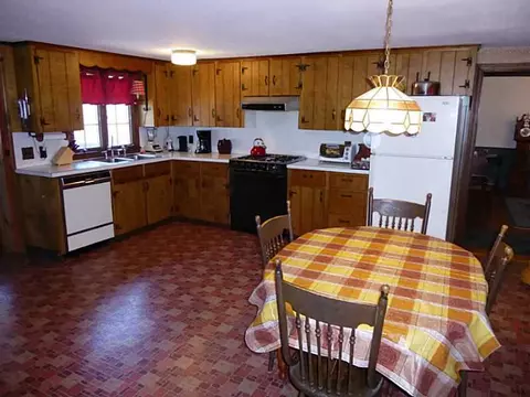 1 Orchard Way, Glocester, RI 02814 photo 4